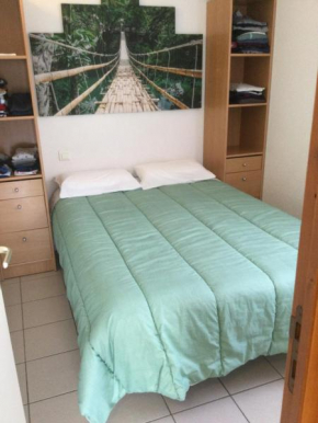 Отель La Belledone à Vaujany  Вожани